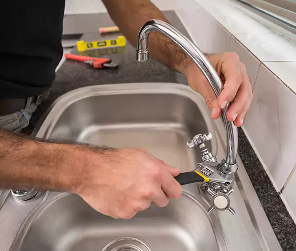 Local Experts for Faucet Repair in Austintown, OH:Schedule Affordable Faucet Repair Services with Us