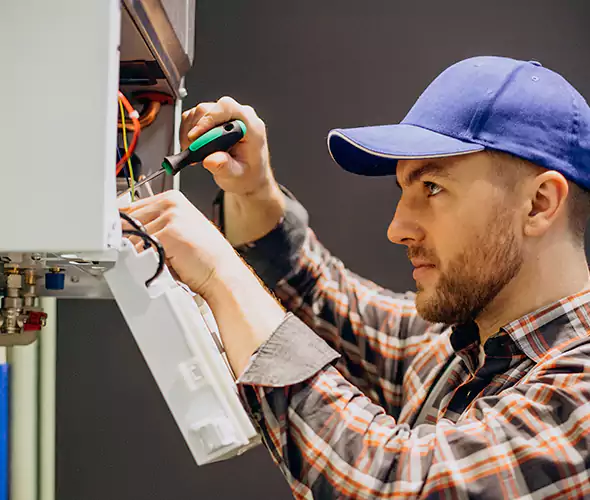 Expert Plumber for Tankless Water Heater Maintenance in Austintown, OH: Schedule Professional Maintenance Services with Us