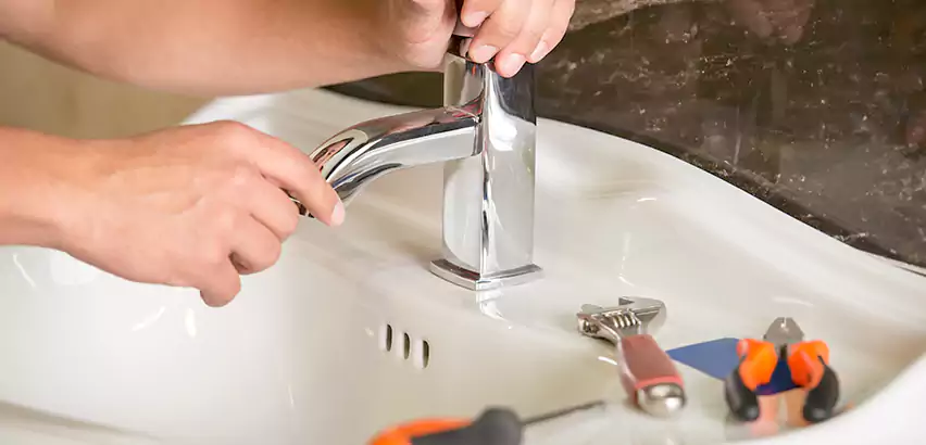 Bathtub Faucet Replacement in Austintown
