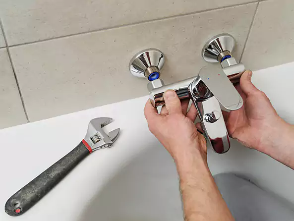 Why Choose Austintown Plumbing for Bathtub Faucet Replacement in Austintown, OH?